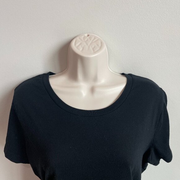 Mossimo Black Short Sleeve Crew Neck - Picture 3 of 5
